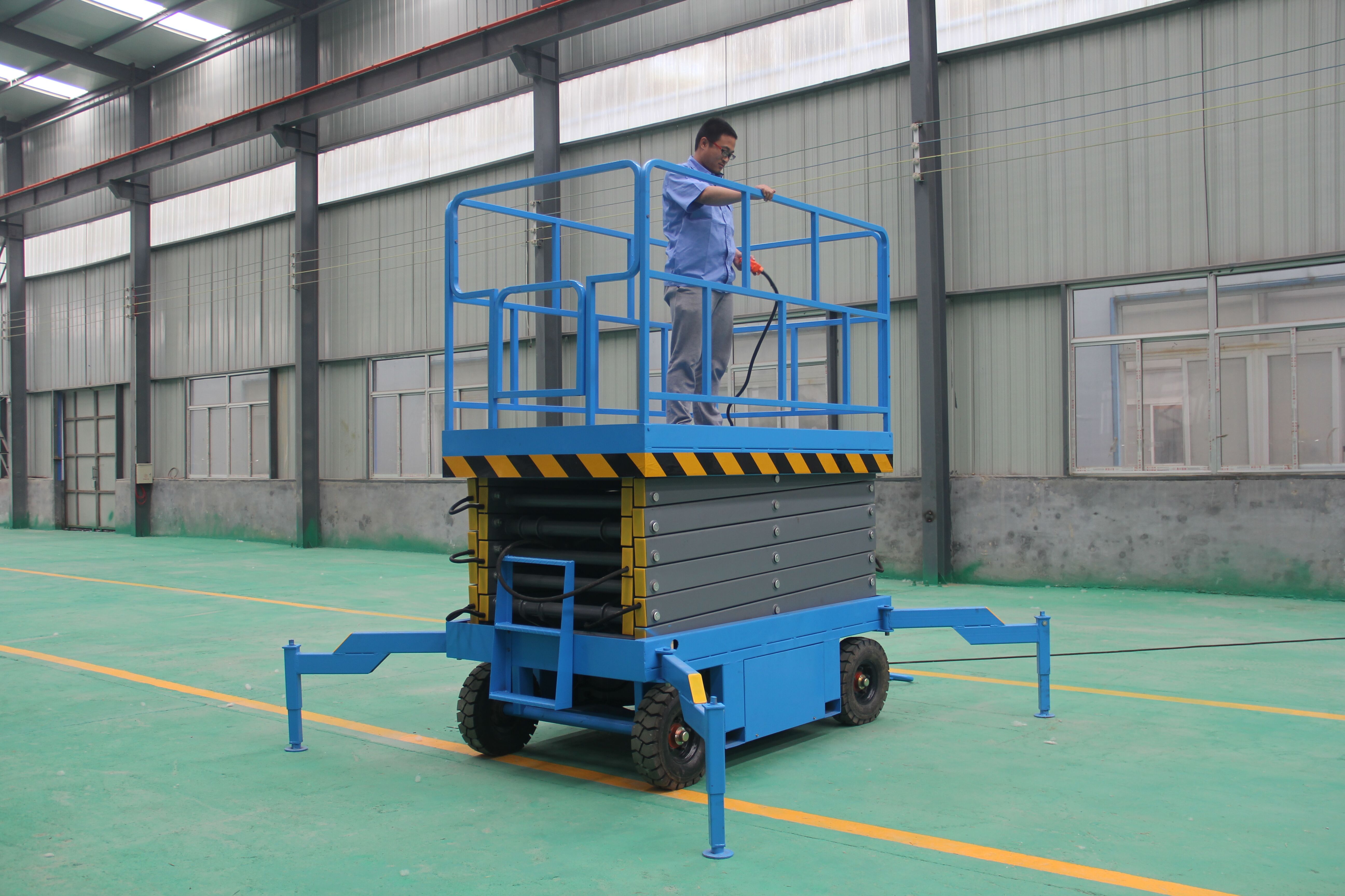 移動剪叉式升降平臺維護保養(圖1) \